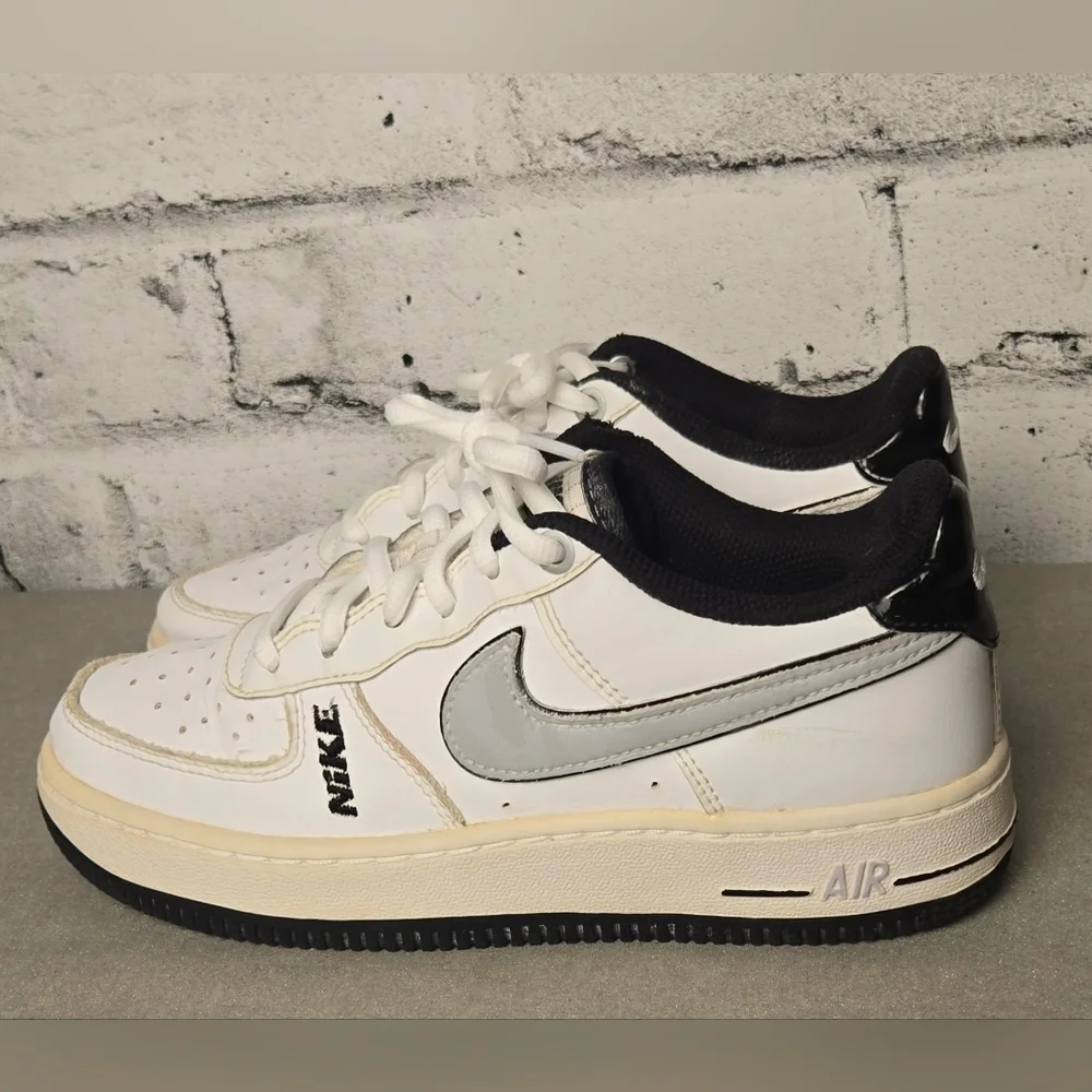 Nike Air Force 1 Low White Black Grey – Youth 3.5Y - Picture 3 of 11